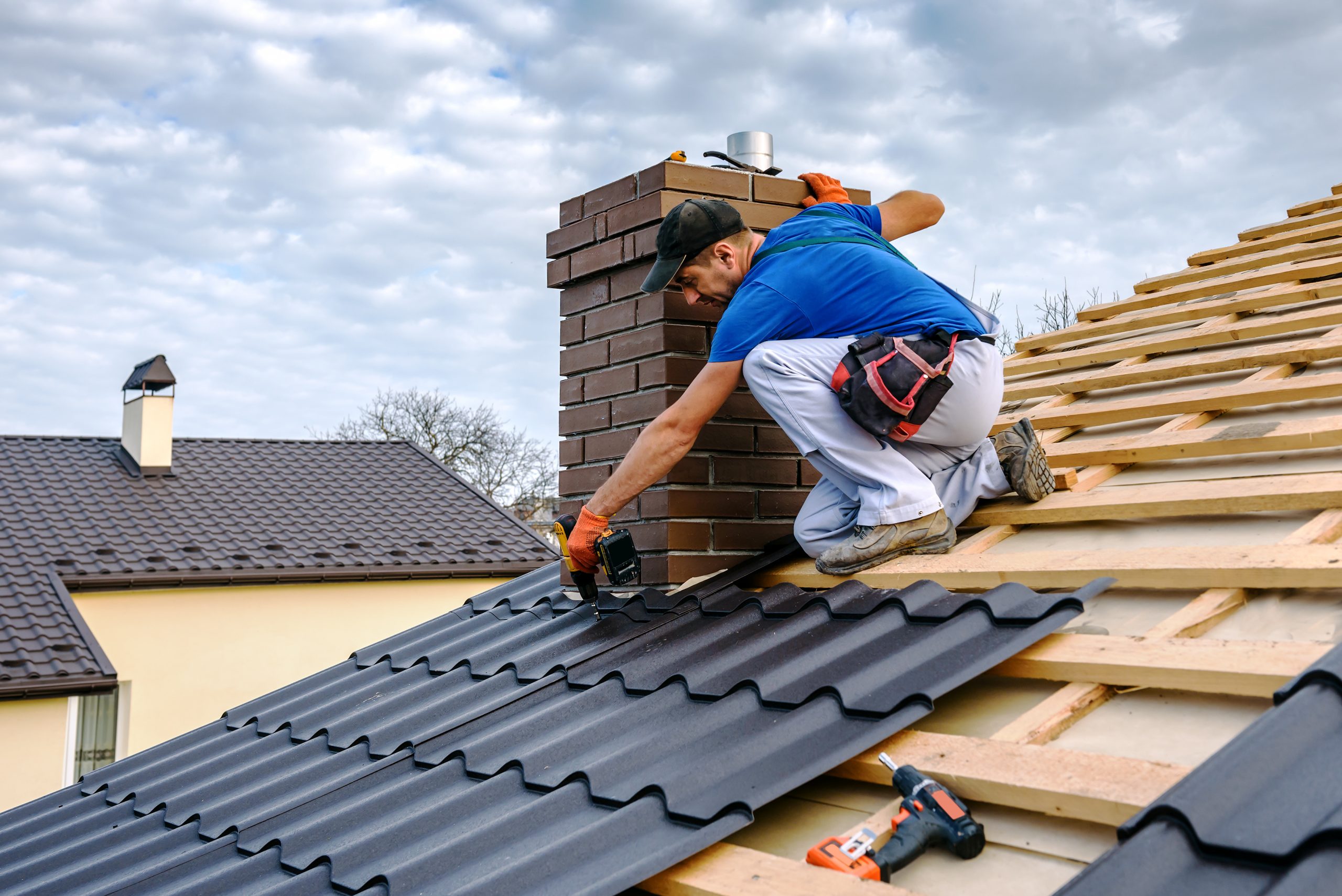 How to Find Residential Roofing Services in Windermere FL?
